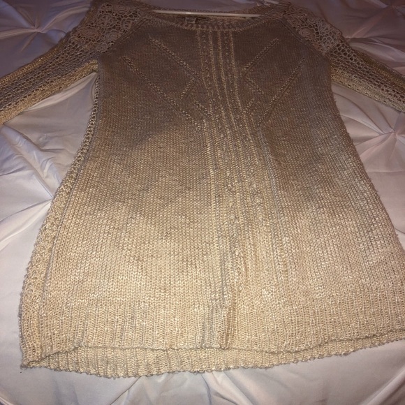 Sweater - Picture 3 of 4